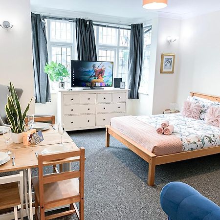 Cosy Apartments Near Hampstead Heath With Free On-Site Parking & Private Gardens, Golders Green Londres Exterior foto