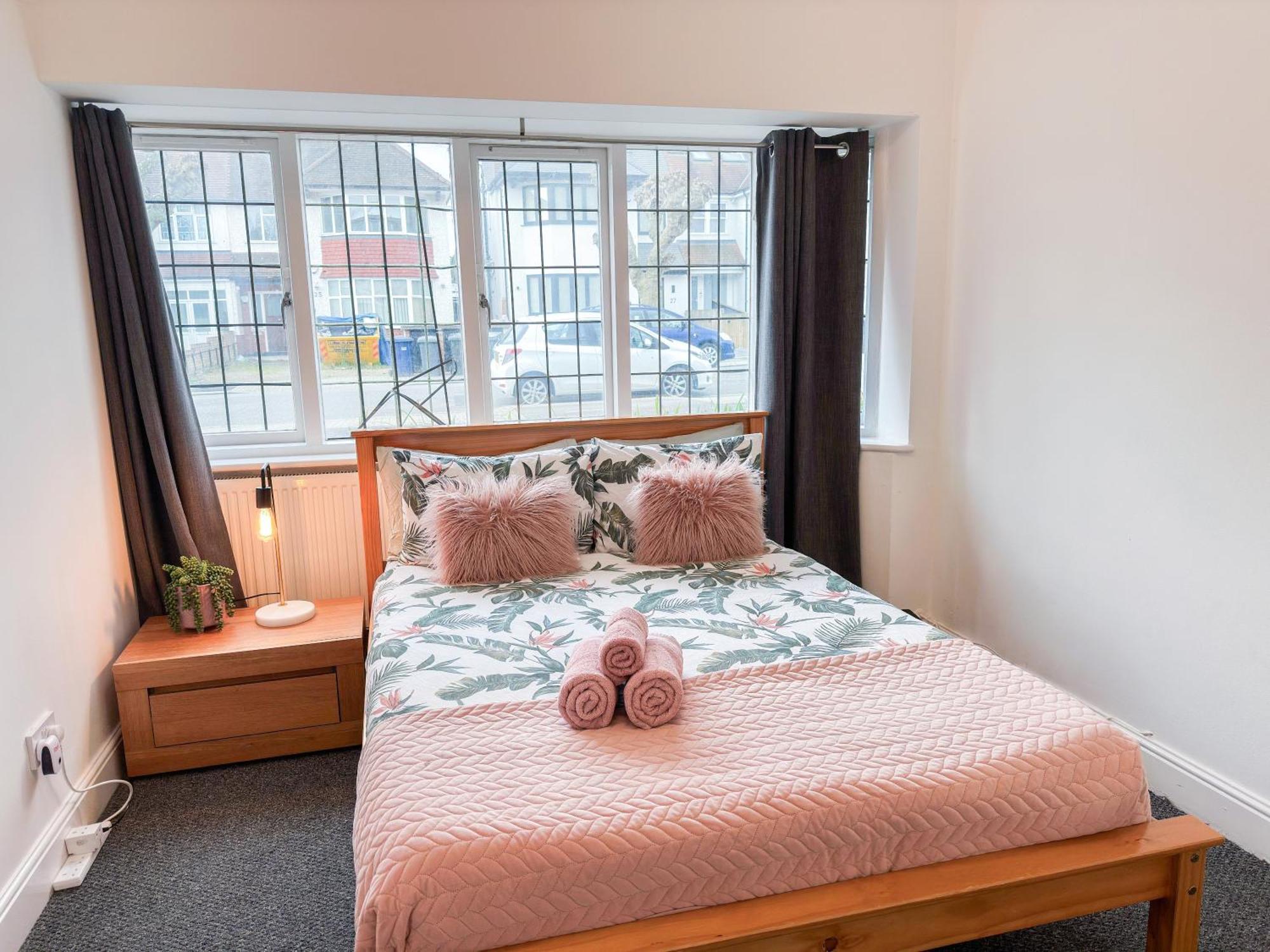 Cosy Apartments Near Hampstead Heath With Free On-Site Parking & Private Gardens, Golders Green Londres Exterior foto