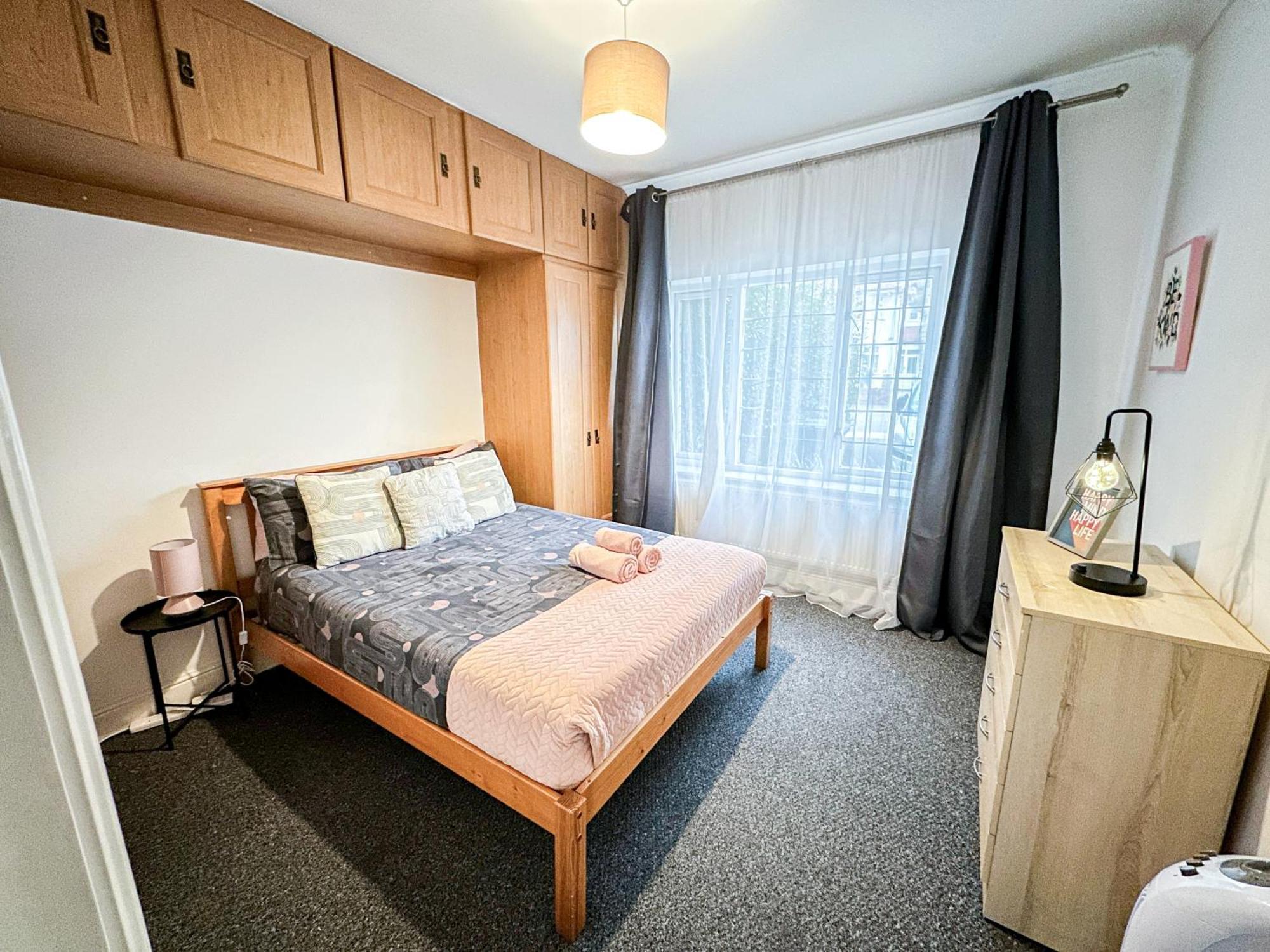 Cosy Apartments Near Hampstead Heath With Free On-Site Parking & Private Gardens, Golders Green Londres Exterior foto