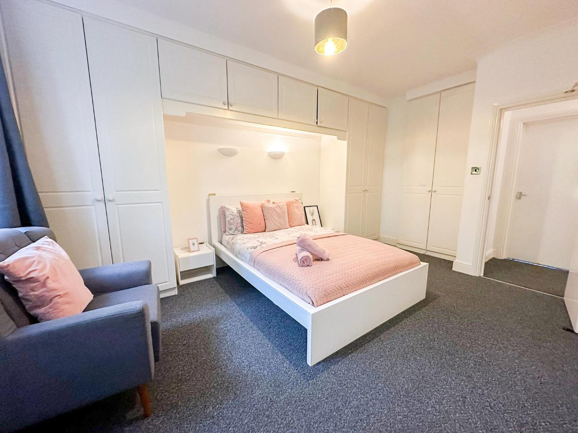 Cosy Apartments Near Hampstead Heath With Free On-Site Parking & Private Gardens, Golders Green Londres Exterior foto