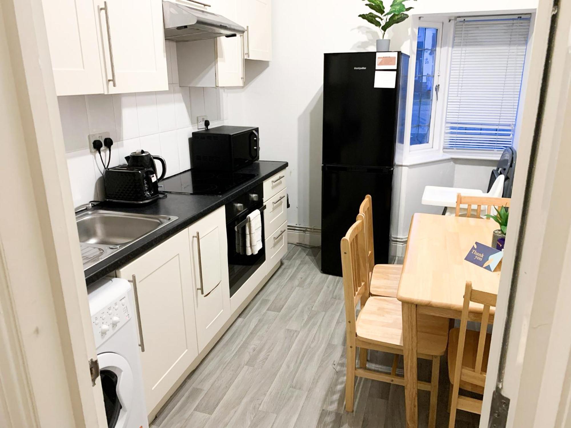 Cosy Apartments Near Hampstead Heath With Free On-Site Parking & Private Gardens, Golders Green Londres Exterior foto
