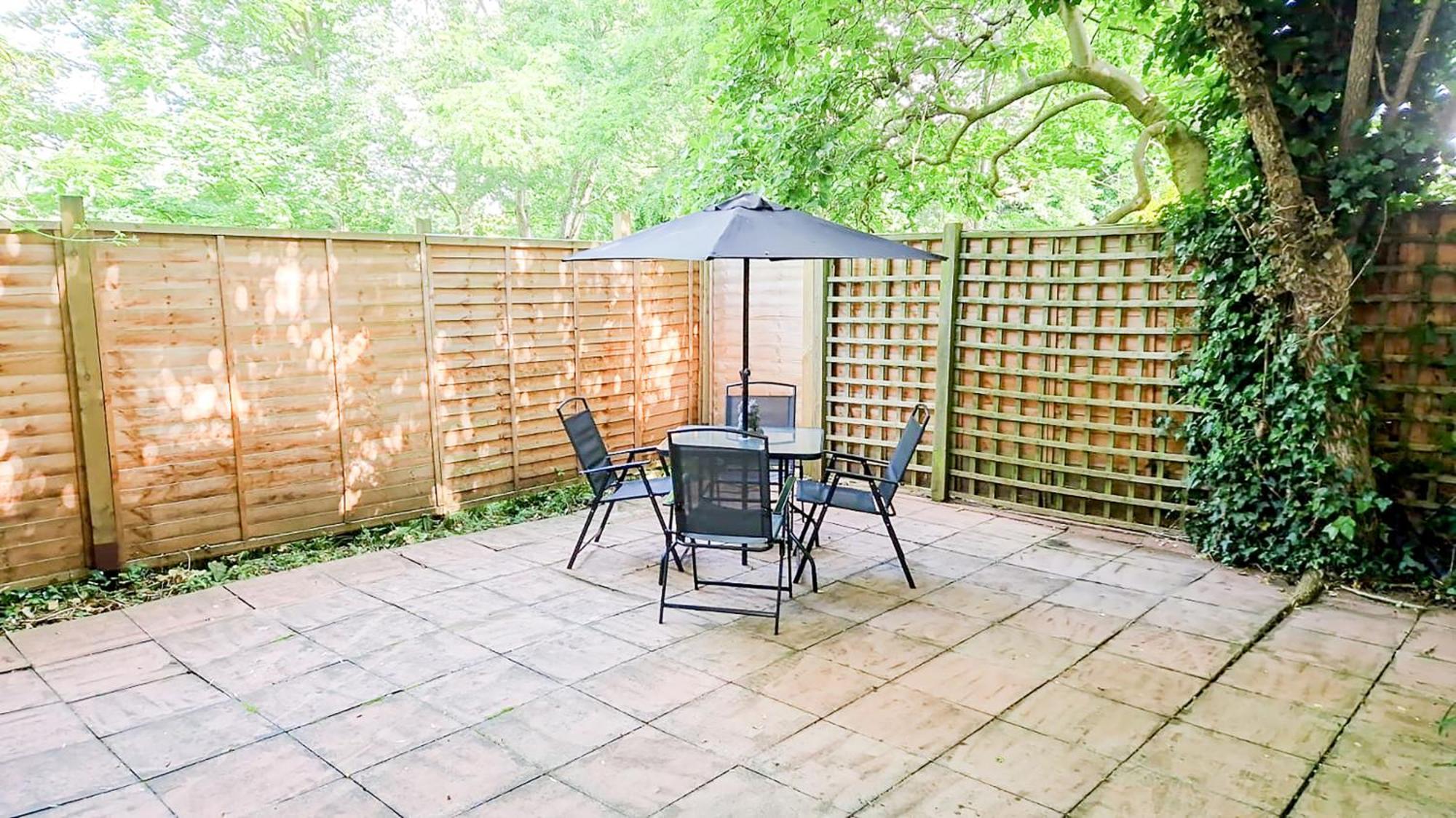 Cosy Apartments Near Hampstead Heath With Free On-Site Parking & Private Gardens, Golders Green Londres Exterior foto