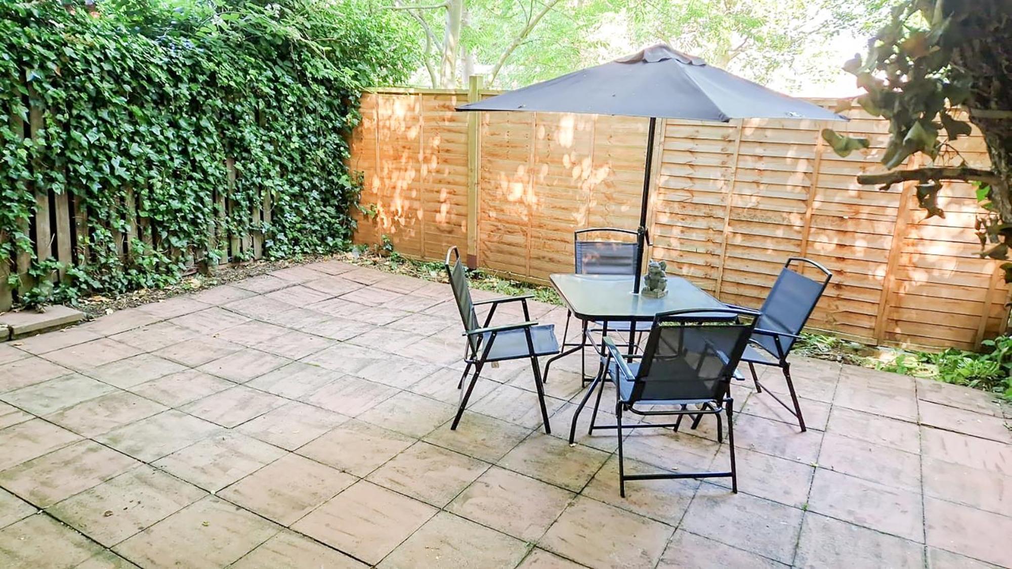 Cosy Apartments Near Hampstead Heath With Free On-Site Parking & Private Gardens, Golders Green Londres Exterior foto