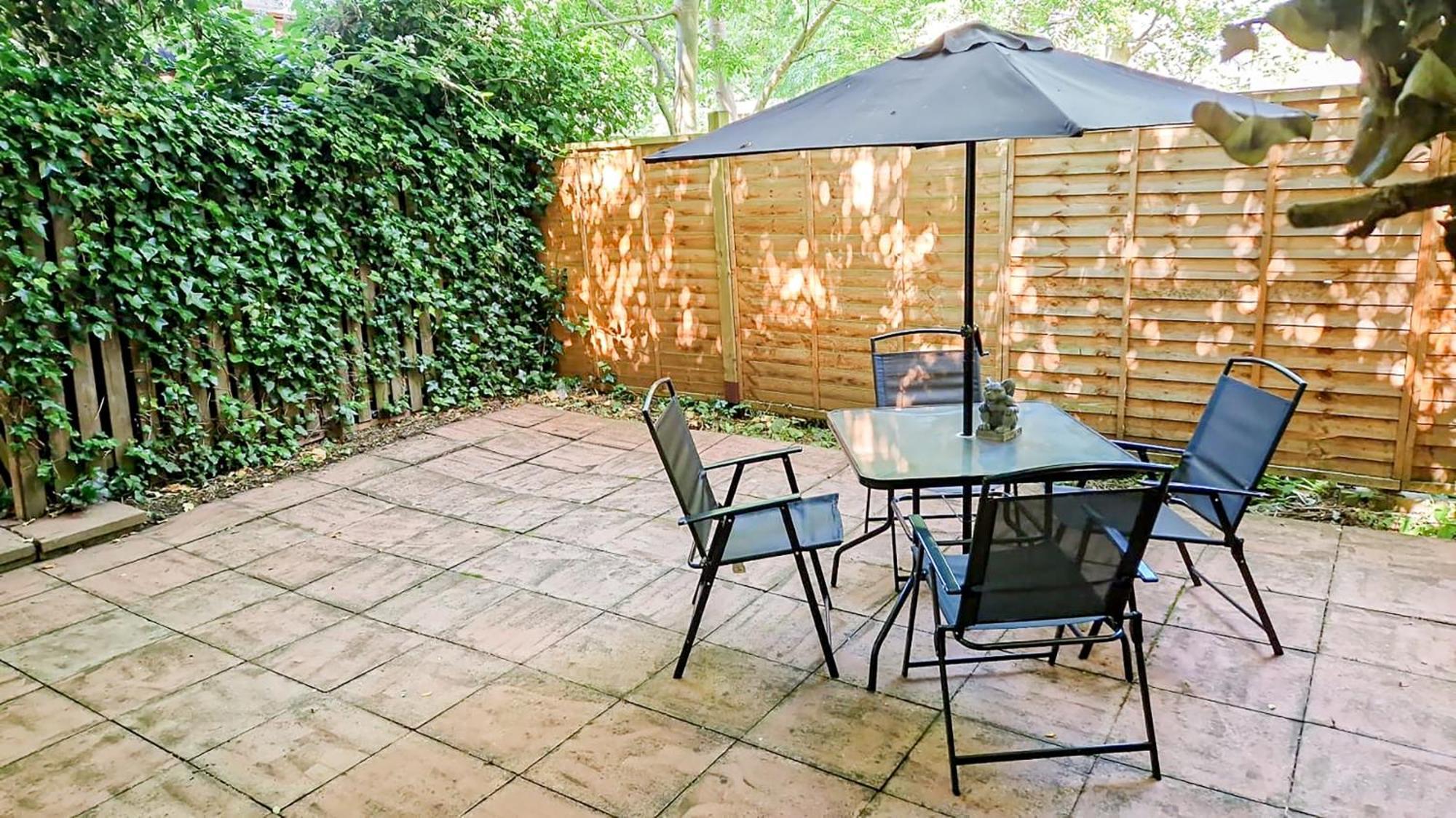 Cosy Apartments Near Hampstead Heath With Free On-Site Parking & Private Gardens, Golders Green Londres Exterior foto
