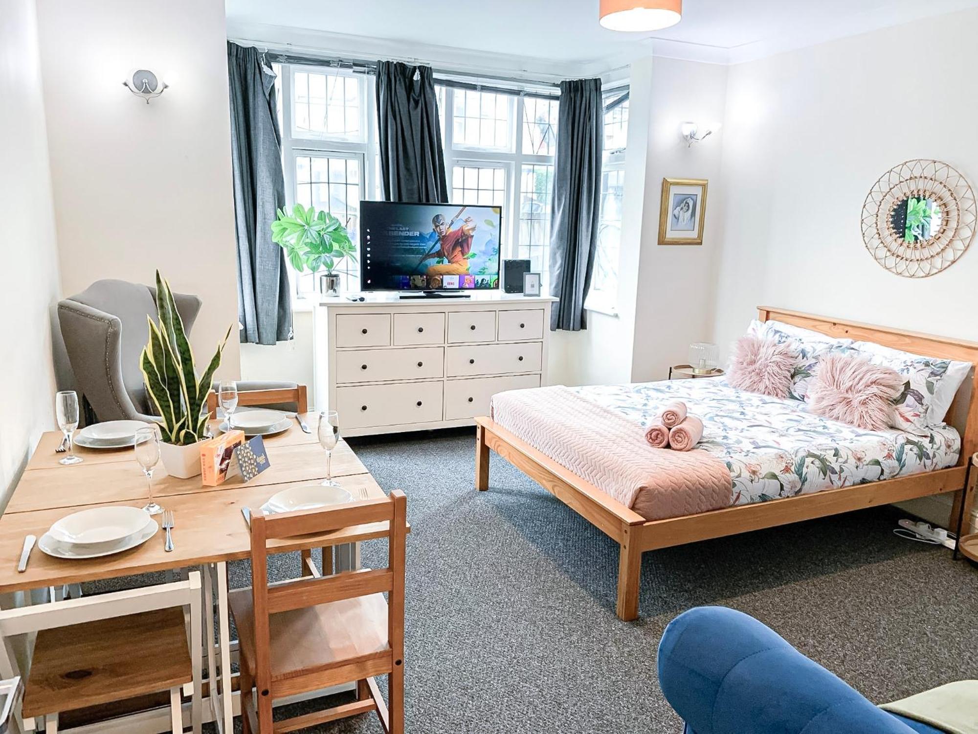 Cosy Apartments Near Hampstead Heath With Free On-Site Parking & Private Gardens, Golders Green Londres Exterior foto