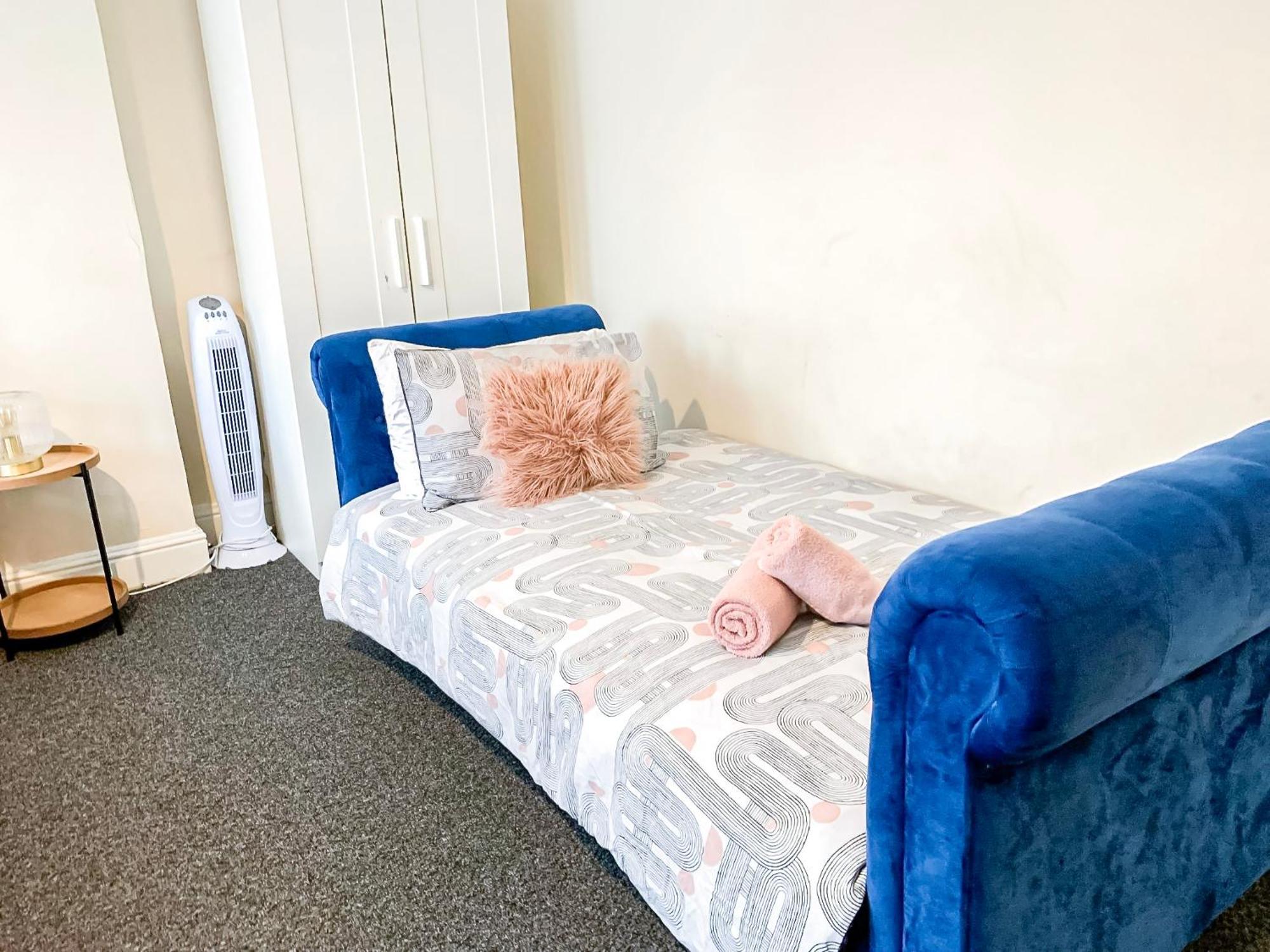 Cosy Apartments Near Hampstead Heath With Free On-Site Parking & Private Gardens, Golders Green Londres Exterior foto