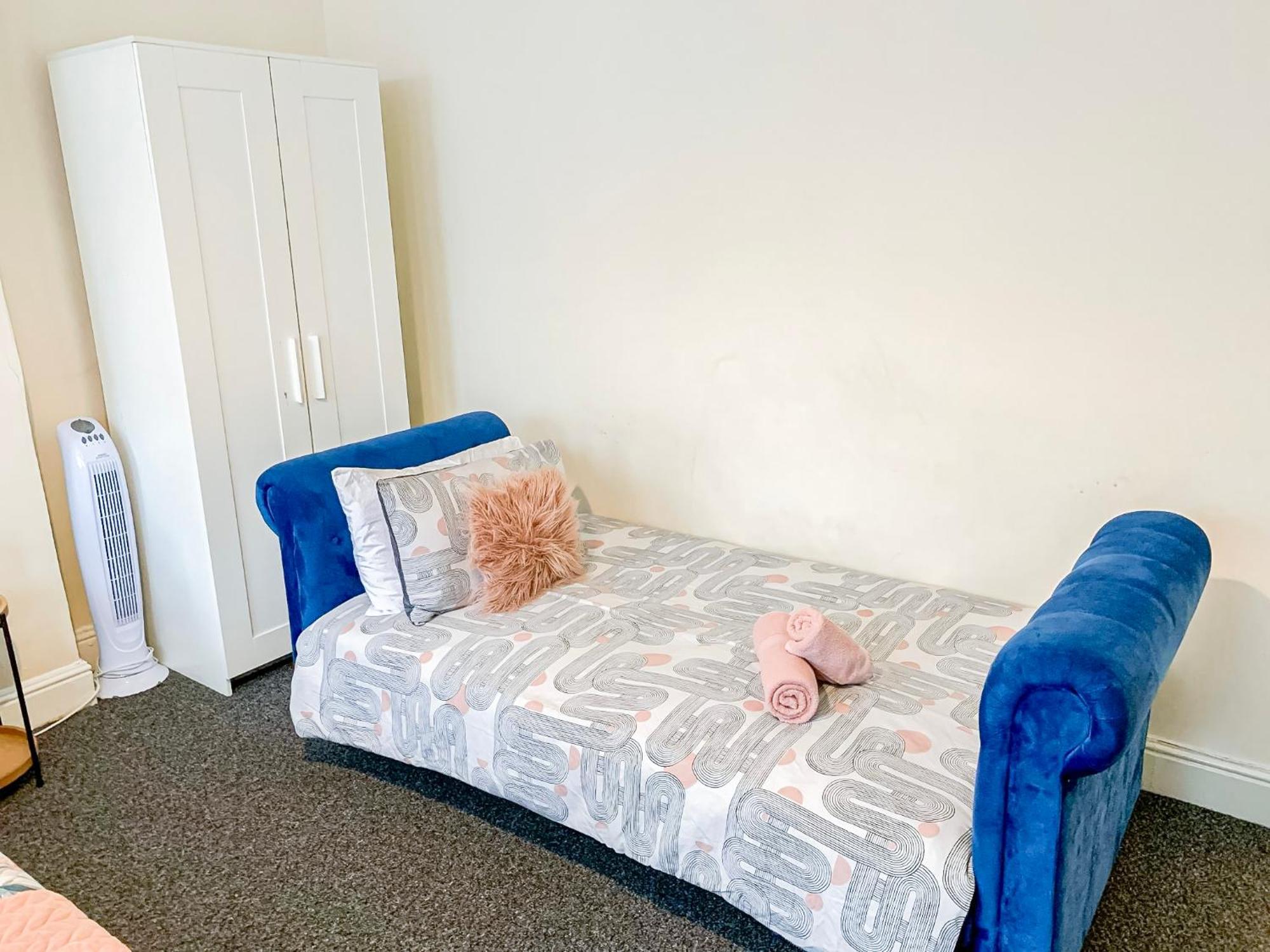 Cosy Apartments Near Hampstead Heath With Free On-Site Parking & Private Gardens, Golders Green Londres Exterior foto