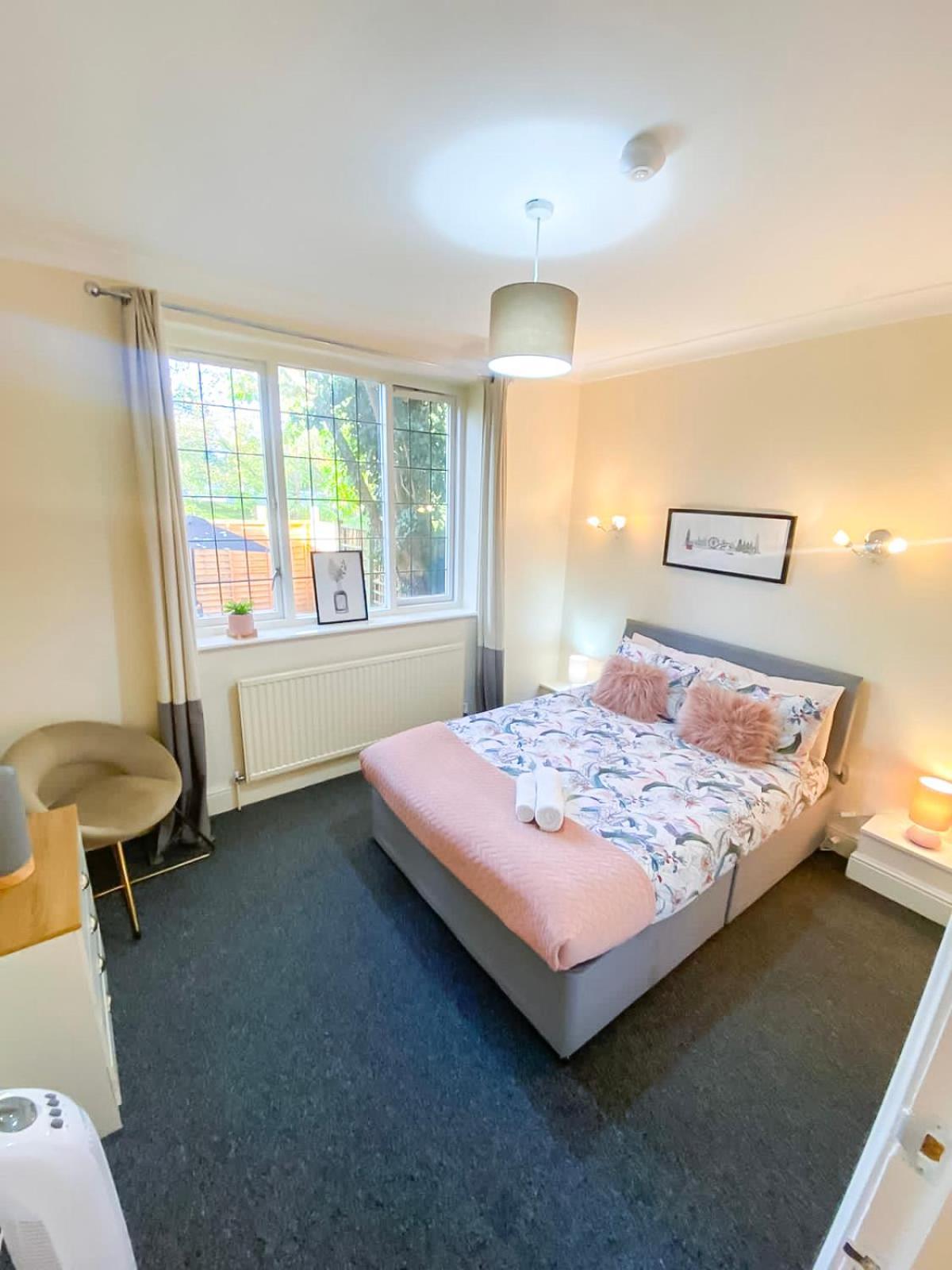 Cosy Apartments Near Hampstead Heath With Free On-Site Parking & Private Gardens, Golders Green Londres Exterior foto
